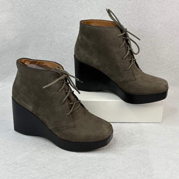 Jeffrey Campbell Womens Sz 7.5 Schuyler Taupe Leather Wedge Ankle Boots Lace Up - Picture 1 of 8